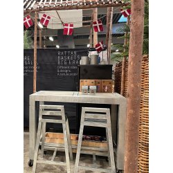 Galv. Barbord 2 Fliser (50 x 50 cm) - Bordben: 8 x 8 cm - m. 4 stole