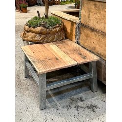 Galvaniseret Loungebord m. flise af genbrugstr